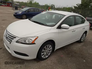 2014 Nissan Sentra SR z VIN 3N1AB7AP1EL646194, wystawiony jako IAAI lot #42393110 z przebiegiem 160 656 mil mil oraz . Historia ofert i sprzedaży dostępna na DreamBid. Obrazek 2.
