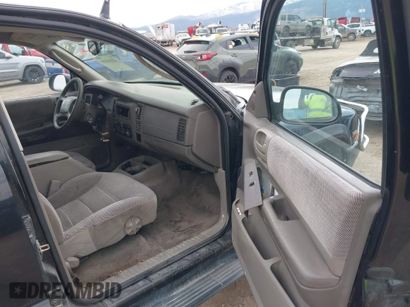 2001 Dodge Durango with VIN 1B4HS28Z71F512653, listed as a IAAI auction lot 41816026 with 193,935 mi miles and . Bid and sale history available at DreamBid. Image 5.