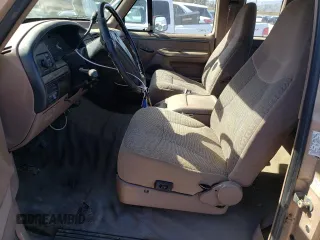 1993 Ford F-250 with VIN 1FTHX25H4PKA63657, listed as a Copart auction lot 49556385 with Not provided miles and Clean title. Bid and sale history available at DreamBid. Image 7.