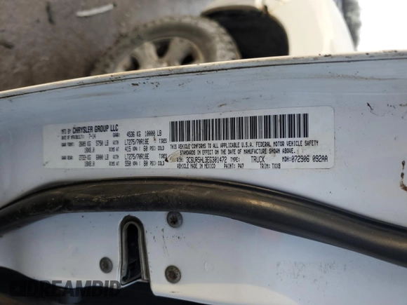 2014 Ram 2500 Tradesman with VIN 3C6UR5HL3EG301472, listed as a Copart auction lot 42656075 with 174,311 mi miles and Salvage title. Bid and sale history available at DreamBid. Image 14.