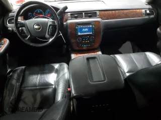 2008 Chevrolet Avalanche LT w/3LT with VIN 3GNFK12388G279813, listed as a Copart auction lot 41590555 with 333,711 mi miles and Clean Title. Bid and sale history available at carsss.com. Image 8.