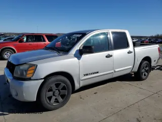 2007 Nissan Titan XE with VIN 1N6BA07A17N218723, listed as a Copart auction lot 43451135 with 202,747 mi miles and Salvage Title. Bid and sale history available at carsss.com. Image 1.