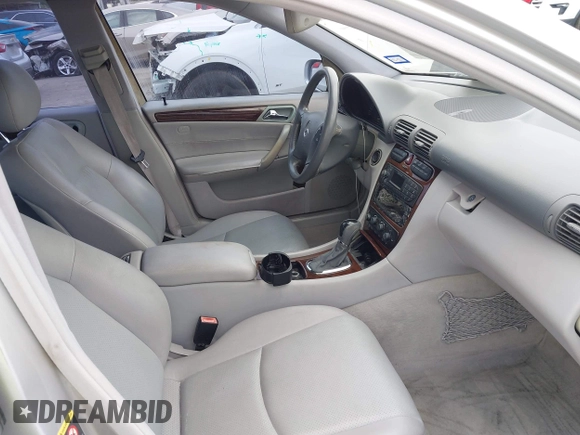 2003 Mercedes-Benz C 240 with VIN WDBRF61J33F316315, listed as a IAAI auction lot 42275685 with Not provided miles and . Bid and sale history available at DreamBid. Image 5.