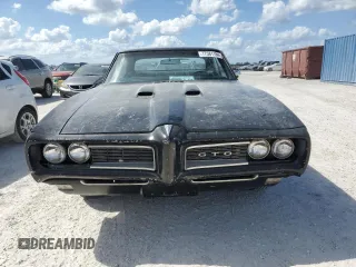1968 Pontiac GTO z VIN 242378P225686, wystawiony jako Copart lot #77581184 z przebiegiem 54 226 mil mil oraz Szkoda całkowita • Salvage title. Historia ofert i sprzedaży dostępna na DreamBid. Obrazek 5.
