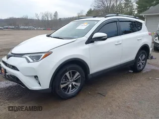 2018 Toyota RAV4 XLE with VIN JTMRFREV9JJ218173, listed as a IAAI auction lot 42037959 with 91,056 mi miles. Bid and sale history available at carsss.com. Image 2.
