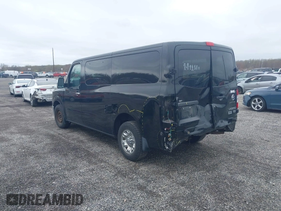 2016 Nissan NV S z VIN 5BZBF0AA8GN852818, wystawiony jako IAAI lot #41957159 z przebiegiem 120 601 mil mil oraz . Historia ofert i sprzedaży dostępna na DreamBid. Obrazek 3.