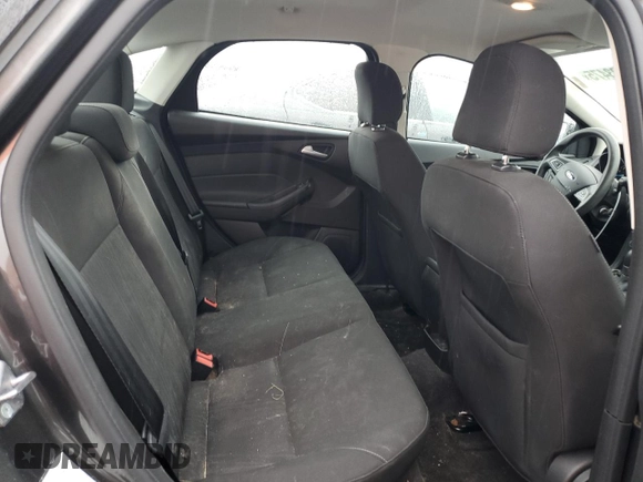 2015 Ford Focus SE with VIN 1FADP3F22FL277138, listed as a Copart auction lot 55093475 with 92,717 mi miles and Clean Title. Bid and sale history available at carsss.com. Image 10.