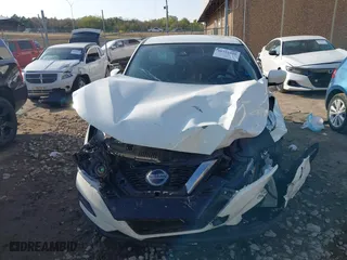 2021 Nissan Rogue Sport S with VIN JN1BJ1AV8MW320615, listed as a IAAI auction lot 40752620 with 65,543 mi miles. Bid and sale history available at carsss.com. Image 11.