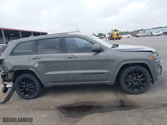 2021 Jeep Grand Cherokee Laredo X with VIN 1C4RJEAG4MC597302, listed as a IAAI auction lot 41919123 with 63,849 mi miles. Bid and sale history available at carsss.com. Image 13.