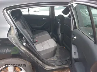 2016 Kia Forte LX z VIN KNAFK5A8XG5599229, wystawiony jako IAAI lot #42369895 z przebiegiem 105 214 mil mil oraz . Historia ofert i sprzedaży dostępna na DreamBid. Obrazek 8.