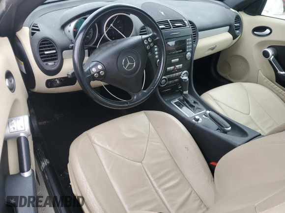2005 Mercedes-Benz SLK 230/320 with VIN WDBWK56F75F054914, listed as a Copart auction lot 57760195 with 113,151 mi miles and Salvage title. Bid and sale history available at DreamBid. Image 8.