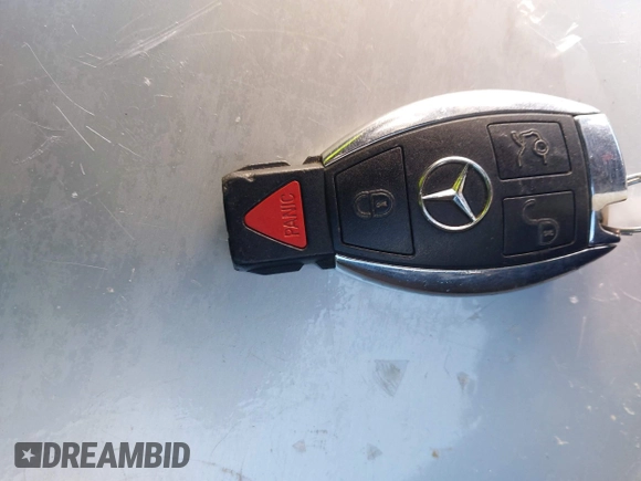 2013 Mercedes-Benz C 250 z VIN WDDGJ4HB3DG060396, wystawiony jako IAAI lot #41519502 z przebiegiem 119 252 mil mil oraz . Historia ofert i sprzedaży dostępna na DreamBid. Obrazek 11.