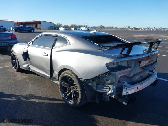 2019 Chevrolet Camaro ZL1 with VIN 1G1FK1R62K0145313, listed as a IAAI auction lot 41493517 with 42,467 mi miles. Bid and sale history available at carsss.com. Image 3.