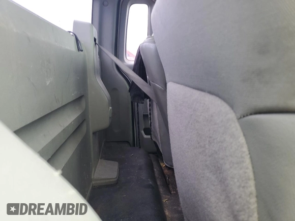 2007 Ford F-150 XL with VIN 1FTRF12W97KC13119, listed as a Copart auction lot 60927195 with 208,316 mi miles and Salvage title. Bid and sale history available at DreamBid. Image 10.