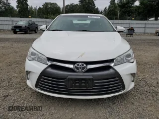 2017 Toyota Camry XLE z VIN 4T1BF1FK2HU332561, wystawiony jako Copart lot #60039135 z przebiegiem 79 031 mil mil oraz Szkoda całkowita • Salvage title. Historia ofert i sprzedaży dostępna na DreamBid. Obrazek 5.