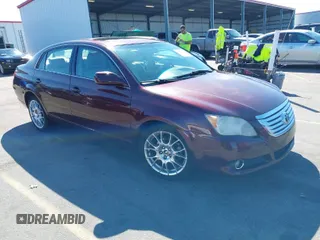 2008 Toyota Avalon XL with VIN 4T1BK36B88U302729, listed as a IAAI auction lot 41660925 with 172,565 mi miles. Bid and sale history available at carsss.com. Image 1.