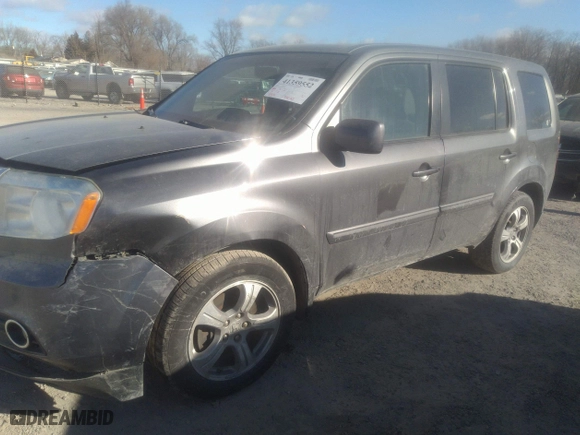 2014 Honda Pilot EX-L with VIN 5FNYF4H56EB049351, listed as a IAAI auction lot 41359552 with 113,534 mi miles. Bid and sale history available at carsss.com. Image 17.