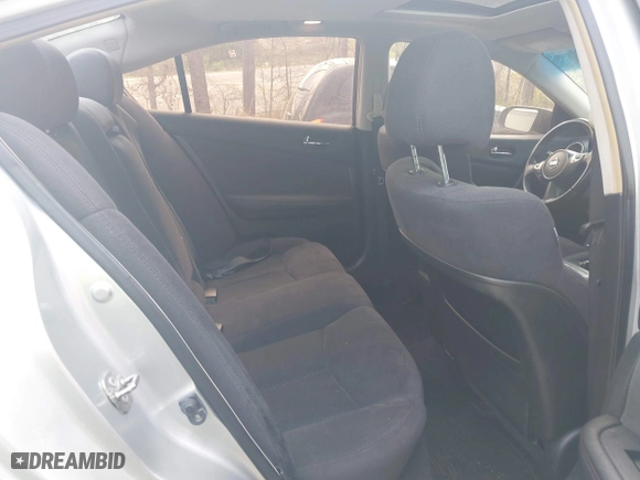 2014 Nissan Maxima 3.5 SV w/Sport Pkg with VIN 1N4AA5AP4EC460123, listed as a IAAI auction lot 41950780 with 137,674 mi miles. Bid and sale history available at carsss.com. Image 8.