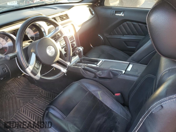 2010 Ford Mustang GT с VIN 1ZVBP8CH9A5154485, выставлен на аукционе Copart как лот 49710385 с пробегом 100 828 миль миль и Чистый • Clean title. История ставок и продаж доступна на DreamBid. Изображение 8.
