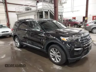 2023 Ford Explorer XLT with VIN 1FMSK8DH7PGA76314, listed as a IAAI auction lot 41813933 with 20,844 mi miles. Bid and sale history available at carsss.com. Image 1.