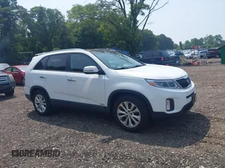 2014 Kia Sorento EX с VIN 5XYKUDA73EG463154, выставлен на аукционе IAAI как лот 42576174 с пробегом 132 052 миль миль и . История ставок и продаж доступна на DreamBid. Изображение 1.