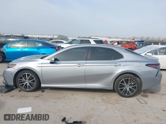 2023 Toyota Camry SE with VIN 4T1G11AK7PU786752, listed as a IAAI auction lot 41737747 with 39,872 mi miles and . Bid and sale history available at DreamBid. Image 14.