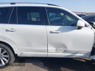 2016 Volvo XC90 Momentum with VIN YV4102XK4G1059299, listed as a IAAI auction lot 41749794 with 76,439 mi miles and . Bid and sale history available at DreamBid. Image 19.