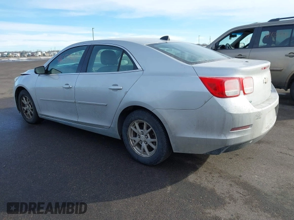 2014 Chevrolet Malibu LS with VIN 1G11A5SL2EF240878, listed as a IAAI auction lot 41650441 with 194,722 mi miles and . Bid and sale history available at DreamBid. Image 3.