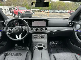 2019 Mercedes-Benz E 450 with VIN WDDZF6JB1KA490993, listed as a Copart auction lot 55786235 with 106,756 mi miles and Clean Title. Bid and sale history available at DreamBid. Image 5.