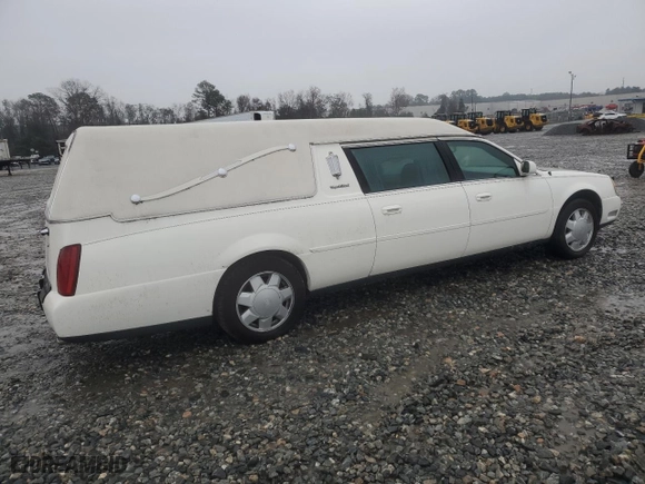 2001 Cadillac Deville Professional Funeral Coach with VIN 1GEEH90Y31U500972, listed as a Copart auction lot 45454015 with 79,482 mi miles and Salvage Title. Bid and sale history available at carsss.com. Image 3.
