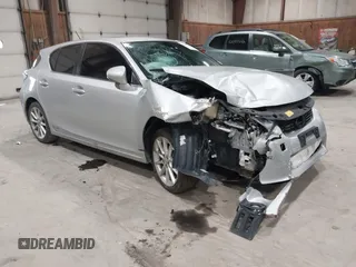2012 Lexus CT 200h z VIN JTHKD5BH0C2112169, wystawiony jako IAAI lot #42091355 z przebiegiem 260 644 mil mil oraz . Historia ofert i sprzedaży dostępna na DreamBid. Obrazek 1.