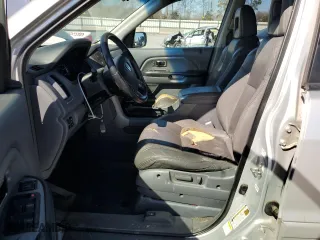 2004 Honda Pilot EX with VIN 2HKYF18504H620508, listed as a Copart auction lot 46861655 with 270,975 mi miles and Salvage Title. Bid and sale history available at carsss.com. Image 7.