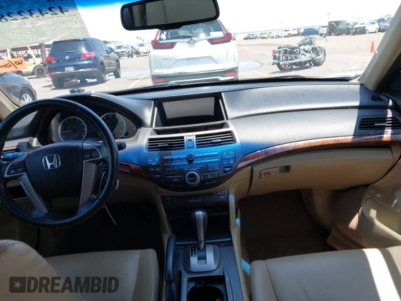 2012 Honda Accord EX-L z VIN 1HGCP3F8XCA005827, wystawiony jako IAAI lot #42432282 z przebiegiem 76 500 mil mil oraz . Historia ofert i sprzedaży dostępna na DreamBid. Obrazek 5.
