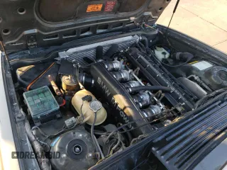 1987 BMW M6 z VIN WBAEE1405H2560004, wystawiony jako Copart lot #85741934 z przebiegiem 124 692 mil mil oraz Czysty tytuł • Clean title. Historia ofert i sprzedaży dostępna na DreamBid. Obrazek 12.