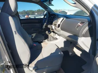 2009 Toyota Tacoma z VIN 5TELU42N09Z596810, wystawiony jako IAAI lot #41673552 z przebiegiem 169 044 mil mil oraz . Historia ofert i sprzedaży dostępna na DreamBid. Obrazek 5.