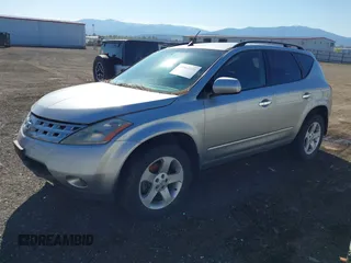 2005 Nissan Murano SL z VIN JN8AZ08W65W417702, wystawiony jako IAAI lot #42061651 z przebiegiem 133 603 mil mil oraz . Historia ofert i sprzedaży dostępna na DreamBid. Obrazek 2.