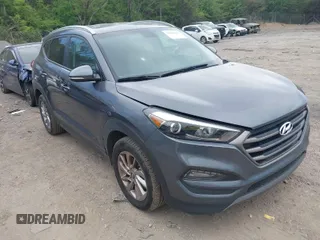 2016 Hyundai Tucson Sport with VIN KM8J33A29GU179537, listed as a IAAI auction lot 42080443 with 204,894 mi miles. Bid and sale history available at carsss.com. Image 1.