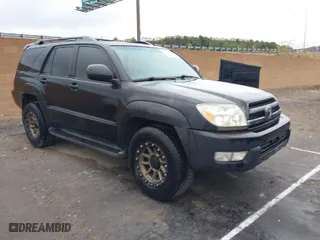 2005 Toyota 4Runner SR5 with VIN JTEBU14R250074986, listed as a IAAI auction lot 41549695 with 205,618 mi miles. Bid and sale history available at carsss.com. Image 1.