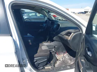 2017 Jeep Cherokee Sport with VIN 1C4PJMAB1HW668725, listed as a IAAI auction lot 41589425 with 185,316 mi miles. Bid and sale history available at carsss.com. Image 5.
