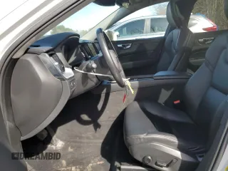 2018 Volvo XC60 Momentum с VIN YV4A22RK7J1004599, выставлен на аукционе Copart как лот 51738555 с пробегом 98 968 миль миль и Чистый • Clean title. История ставок и продаж доступна на DreamBid. Изображение 7.