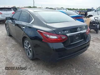 2017 Nissan Altima SV with VIN 1N4AL3AP4HC254822, listed as a IAAI auction lot 42490531 with 82,611 mi miles and . Bid and sale history available at DreamBid. Image 3.