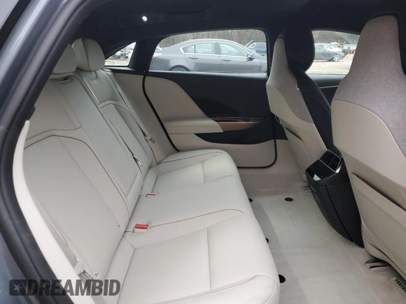 2024 Lucid Air Touring z VIN 50EA1TEA0RA003343, wystawiony jako Copart lot #86323884 z przebiegiem 3630 mil mil oraz Szkody całkowita. Historia ofert i sprzedaży dostępna na DreamBid. Obrazek 10.