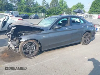 2018 Mercedes-Benz C 43 AMG z VIN 55SWF6EB8JU271525, wystawiony jako IAAI lot #42145113 z przebiegiem 58 082 mil mil oraz . Historia ofert i sprzedaży dostępna na DreamBid. Obrazek 2.