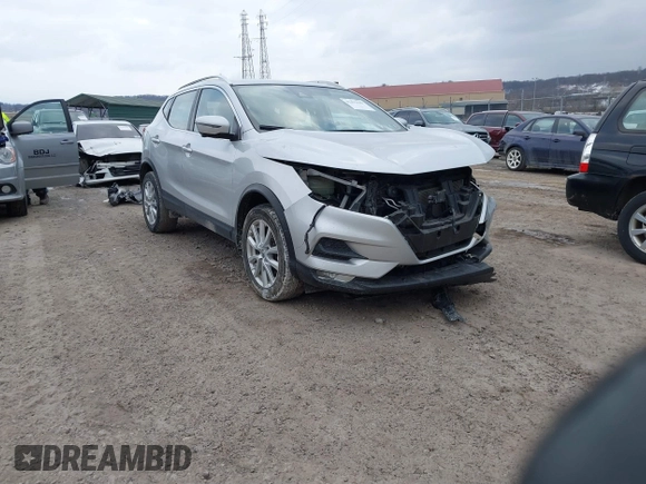 2020 Nissan Rogue Sport SL with VIN JN1BJ1CW5LW390349, listed as a IAAI auction lot 41432049 with 35,028 mi miles. Bid and sale history available at carsss.com. Image 1.