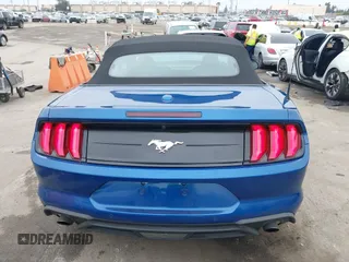 2022 Ford Mustang EcoBoost z VIN 1FATP8UH7N5144894, wystawiony jako IAAI lot #42173373 z przebiegiem 12 066 mil mil oraz . Historia ofert i sprzedaży dostępna na DreamBid. Obrazek 16.