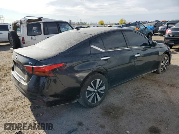 2019 Nissan Altima 2.5 SV with VIN 1N4BL4DV4KC149905, listed as a Copart auction lot 52736545 with 105,214 mi miles and Salvage Title. Bid and sale history available at carsss.com. Image 3.