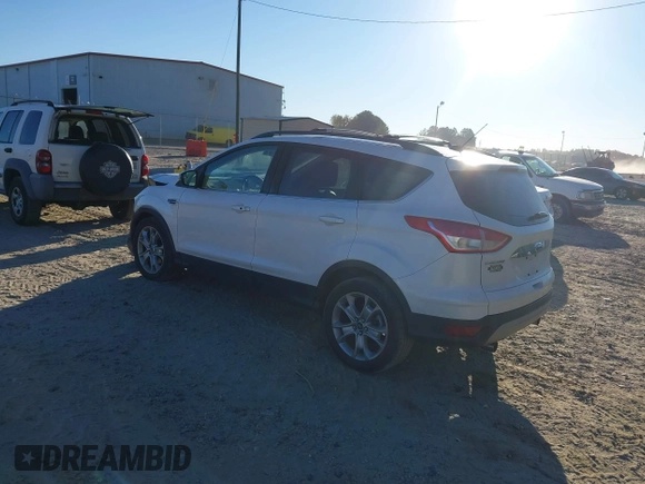 2013 Ford Escape SEL with VIN 1FMCU0HX9DUA51686, listed as a IAAI auction lot 40650669 with 86,442 mi miles. Bid and sale history available at carsss.com. Image 3.