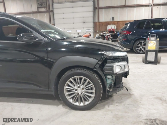 2019 Hyundai Kona SEL with VIN KM8K6CAA4KU382976, listed as a IAAI auction lot 41820749 with 61,619 mi miles. Bid and sale history available at carsss.com. Image 18.