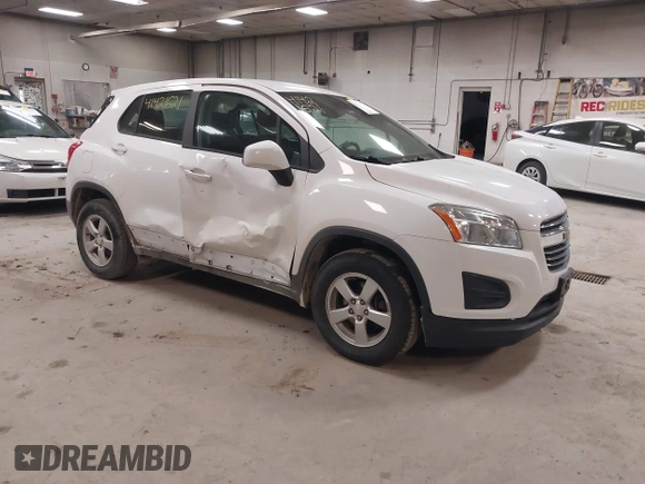 2016 Chevrolet Trax LS with VIN 3GNCJNSB2GL279607, listed as a IAAI auction lot 41421621 with 51,581 mi miles. Bid and sale history available at carsss.com. Image 1.