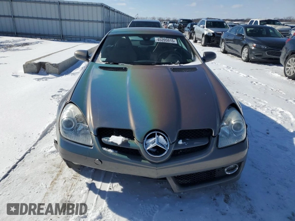 2009 Mercedes-Benz SLK 350 z VIN WDBWK58F19F199871, wystawiony jako Copart lot #45205915 z przebiegiem 115 395 mil mil oraz Szkoda całkowita • Salvage title. Historia ofert i sprzedaży dostępna na DreamBid. Obrazek 5.